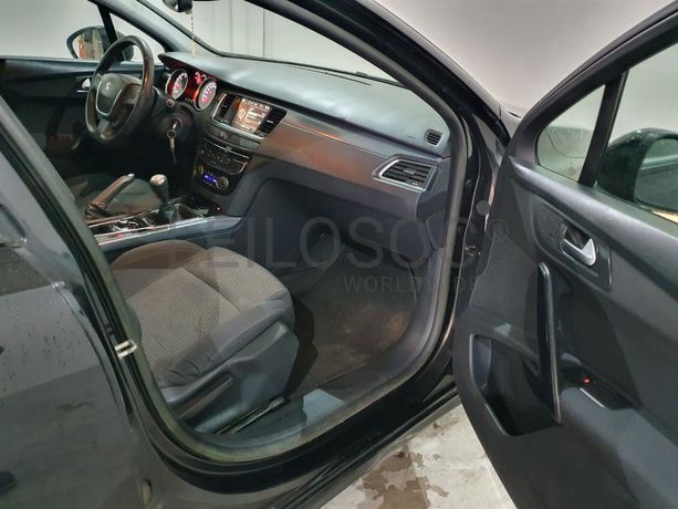 Peugeot 508 SW 1.6 HDI · Ano 2013