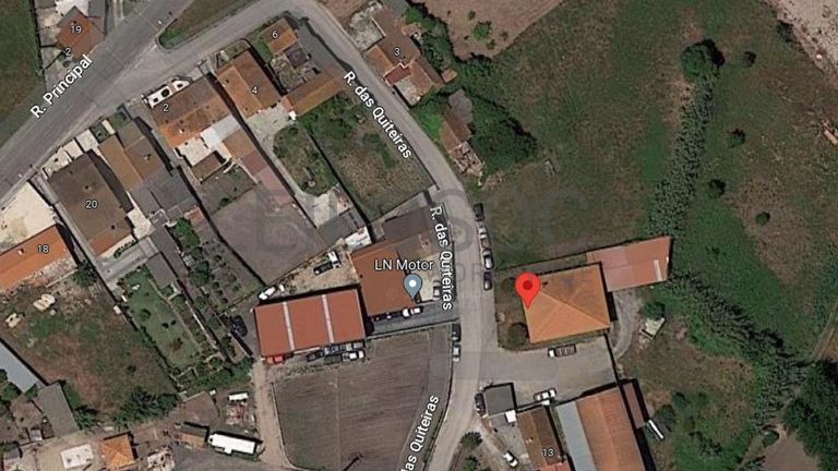 Moradia V3 c/ logradouro · Marinha Grande