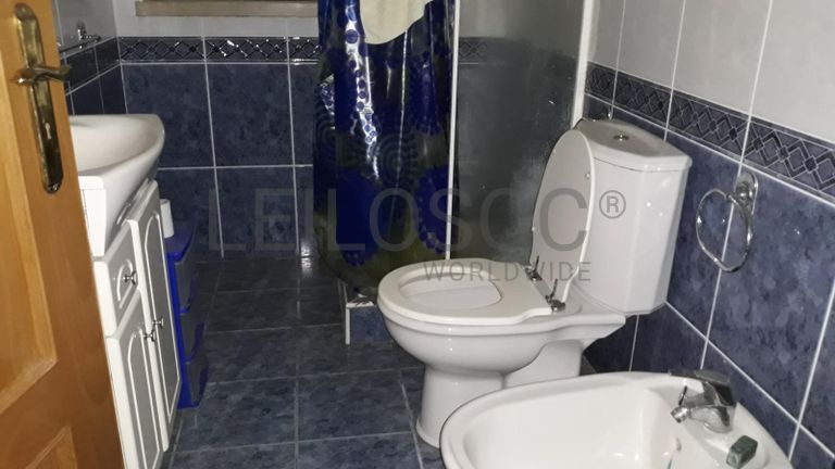 Moradia V3 c/ logradouro · Marinha Grande