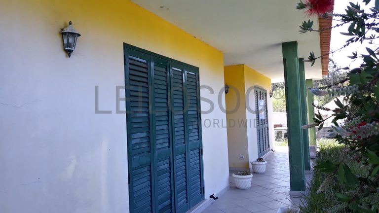 Moradia V3 c/ logradouro · Marinha Grande