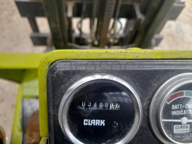 Empilhador Clark EM 15S