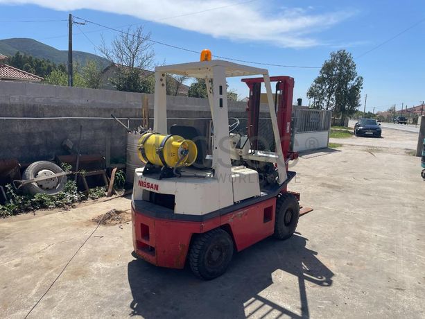 Empilhador Nissan 1500kg