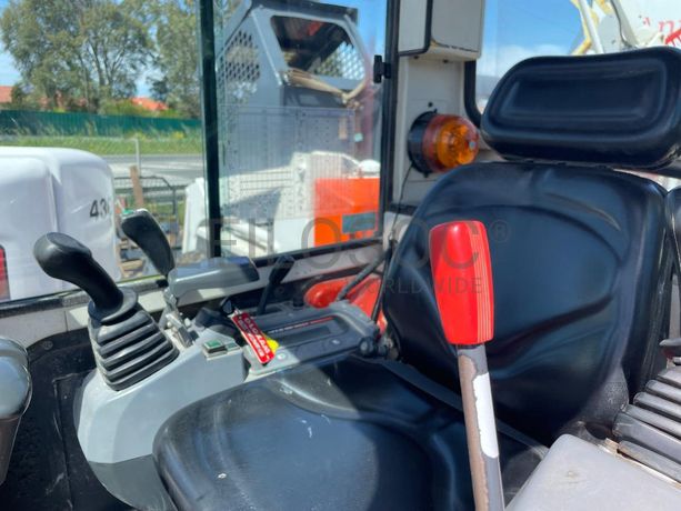 Mini Giratória Kubota U 25