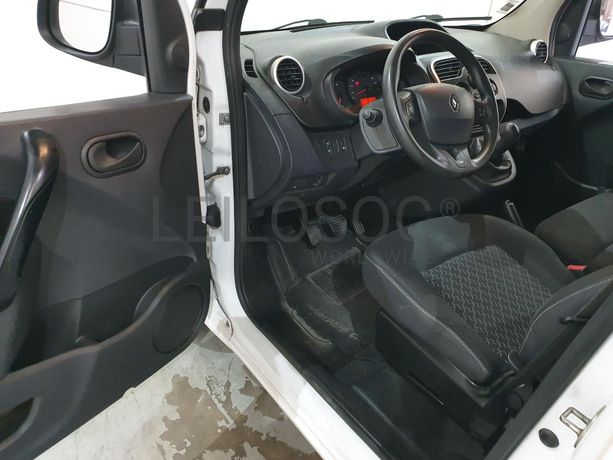 Renault Kangoo 1.5 DCI · Ano 2015