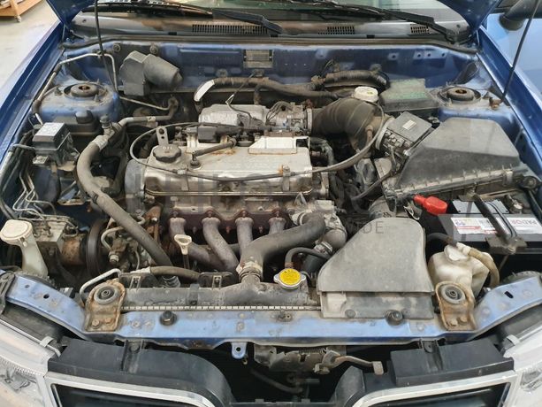 Mitsubishi Carisma 1.6 · Ano 2000