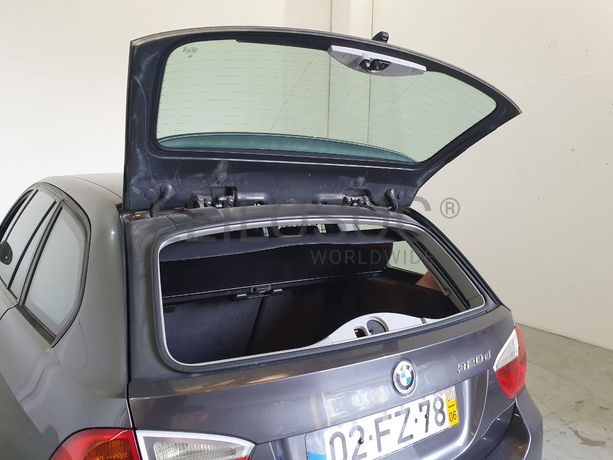 BMW 320D Touring · Ano 2008