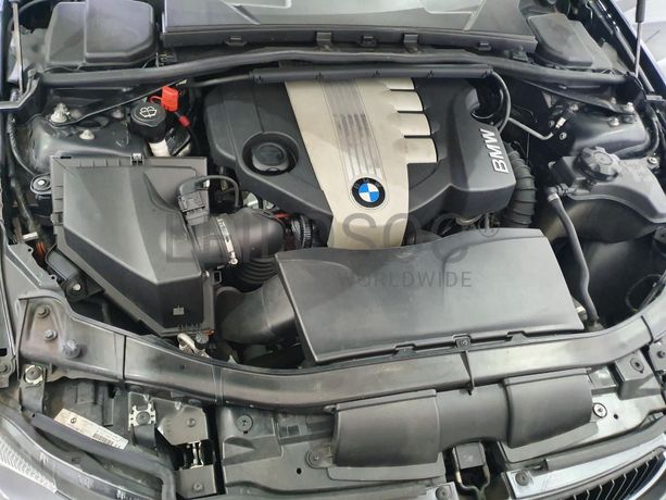 BMW 320D Touring · Ano 2008