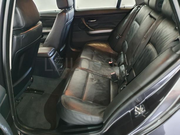 BMW 320D Touring · Ano 2008