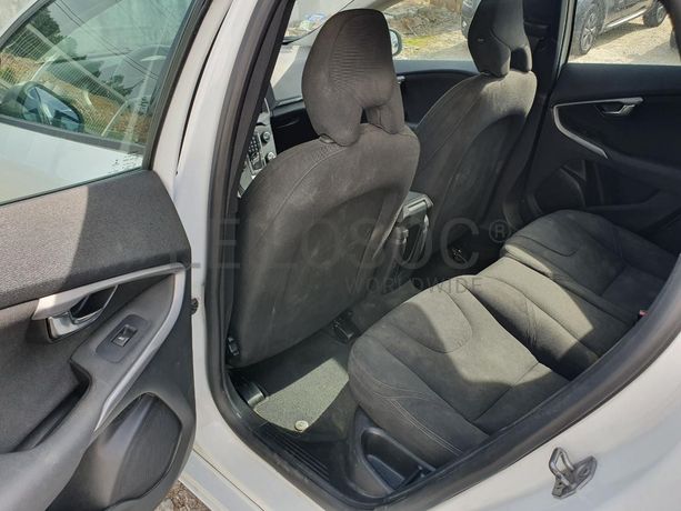 Volvo V40 1.6 D2 · Ano 2014