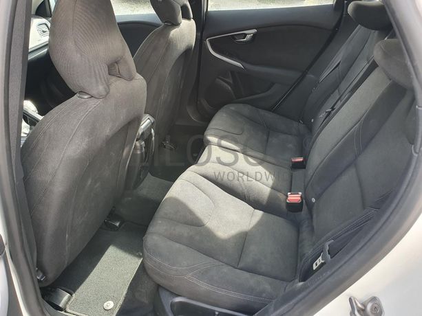 Volvo V40 1.6 D2 · Ano 2014