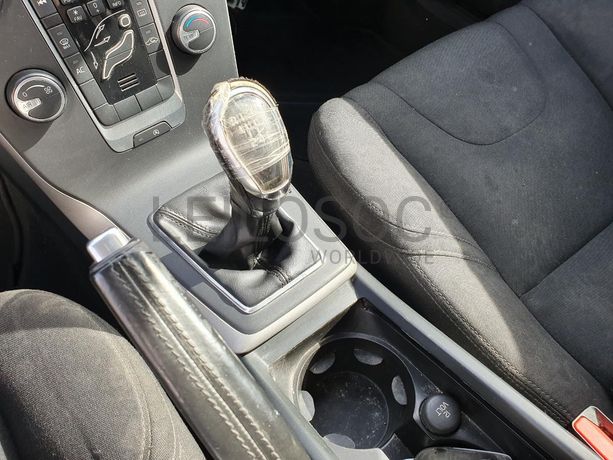 Volvo V40 1.6 D2 · Ano 2014