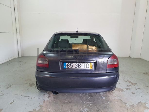 Audi A3 1.9 TDI · Ano 1997