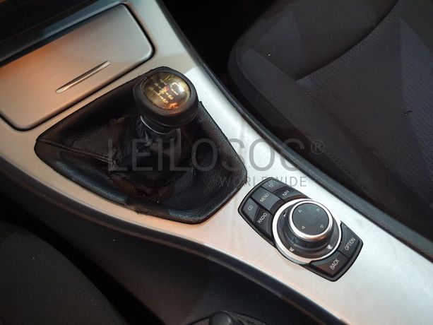 BMW 318D · Ano 2010