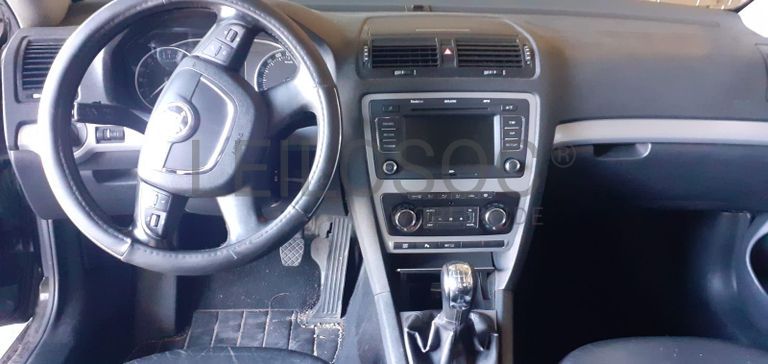 Skoda Octávia II Combi 2.0 TDI · Ano 2009